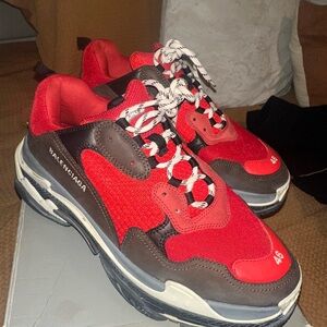Balenciaga Triple S size 46 worn 3 times.